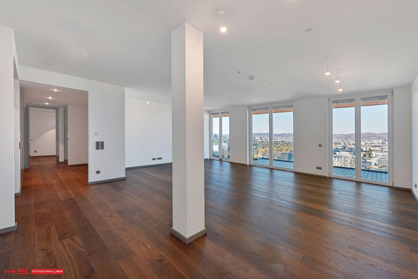 THE GREENVIEW TOWER - LUXURY LIVING on 6-star level with full service - magnificent panoramic view - 30m² balcony - 25th penultimate floor - infinity pool - wellness - garage