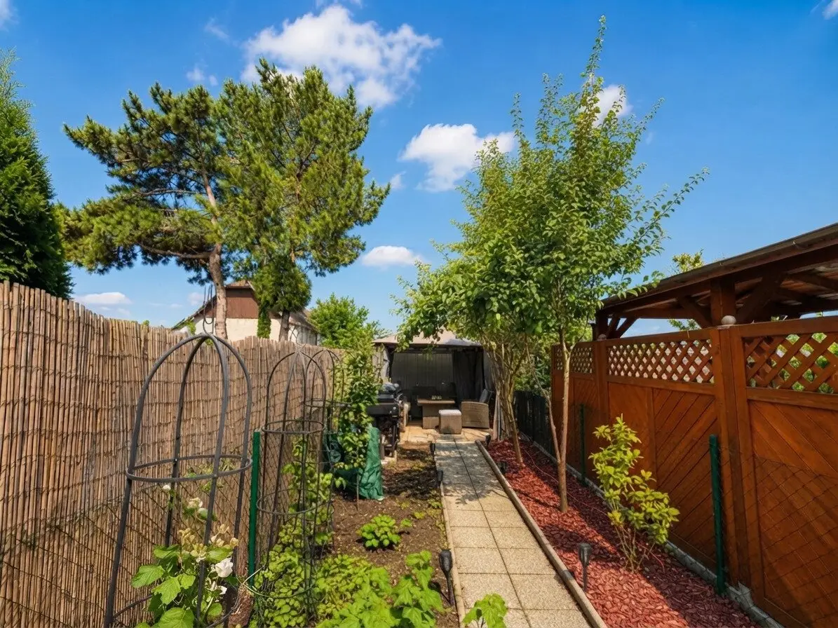 RUHE GENIESSEN, STADT ERLEBEN | Reihenhaus BJ 2018 | 3 Zimmer | Terrasse | Garten