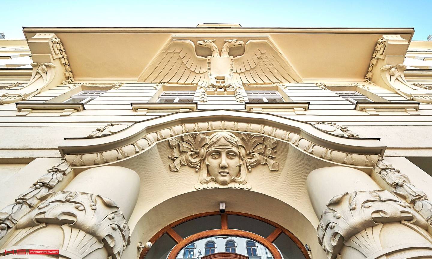 TRAUMLAGE MITTEN IM 7. - 75m² ALTBAUWOHNUNG in STILJUWEL in GRÜN- RUHELAGE