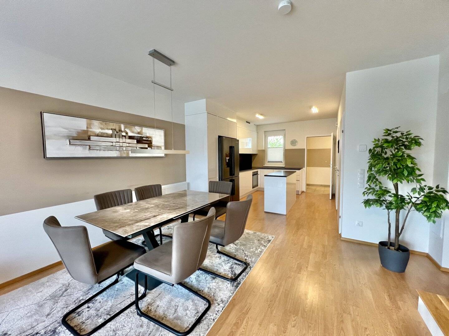 ECKREIHENHAUS mit SONNENGARTEN | 4 Zimmer | ca. 113 m² | Terrasse | Stellplatz