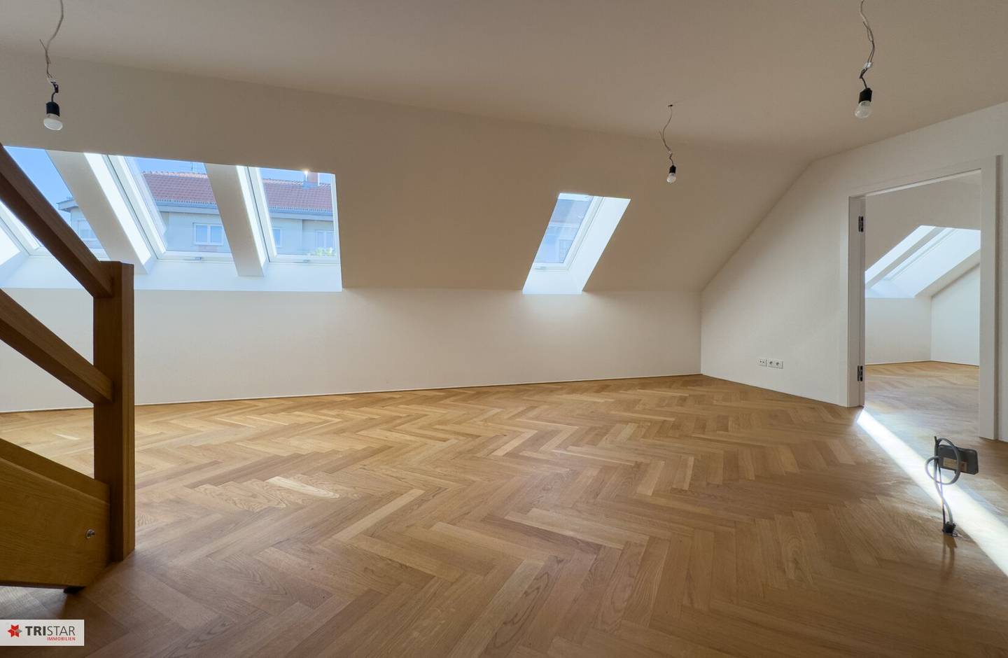 DG-Projekt im 9. Bezirk · 5 Wohnungen · Ost- &amp; Westterrassen · 53–106 m² Urbanes Wohnen · Parks &amp; Uni-Nähe · Sonne von morgens bis abends !