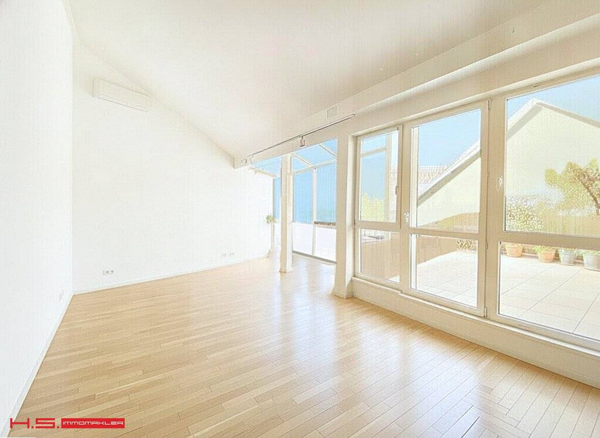 DACHRESIDENZ  LEHARGASSE -  BJ 2004 - SÜDTERRASSE 13m² - WINTERGARTEN - 3 bis 4 ZIMMER - BEZUG ab 09.2026 - HAUSEIGENE GARAGE - STILJUWEL