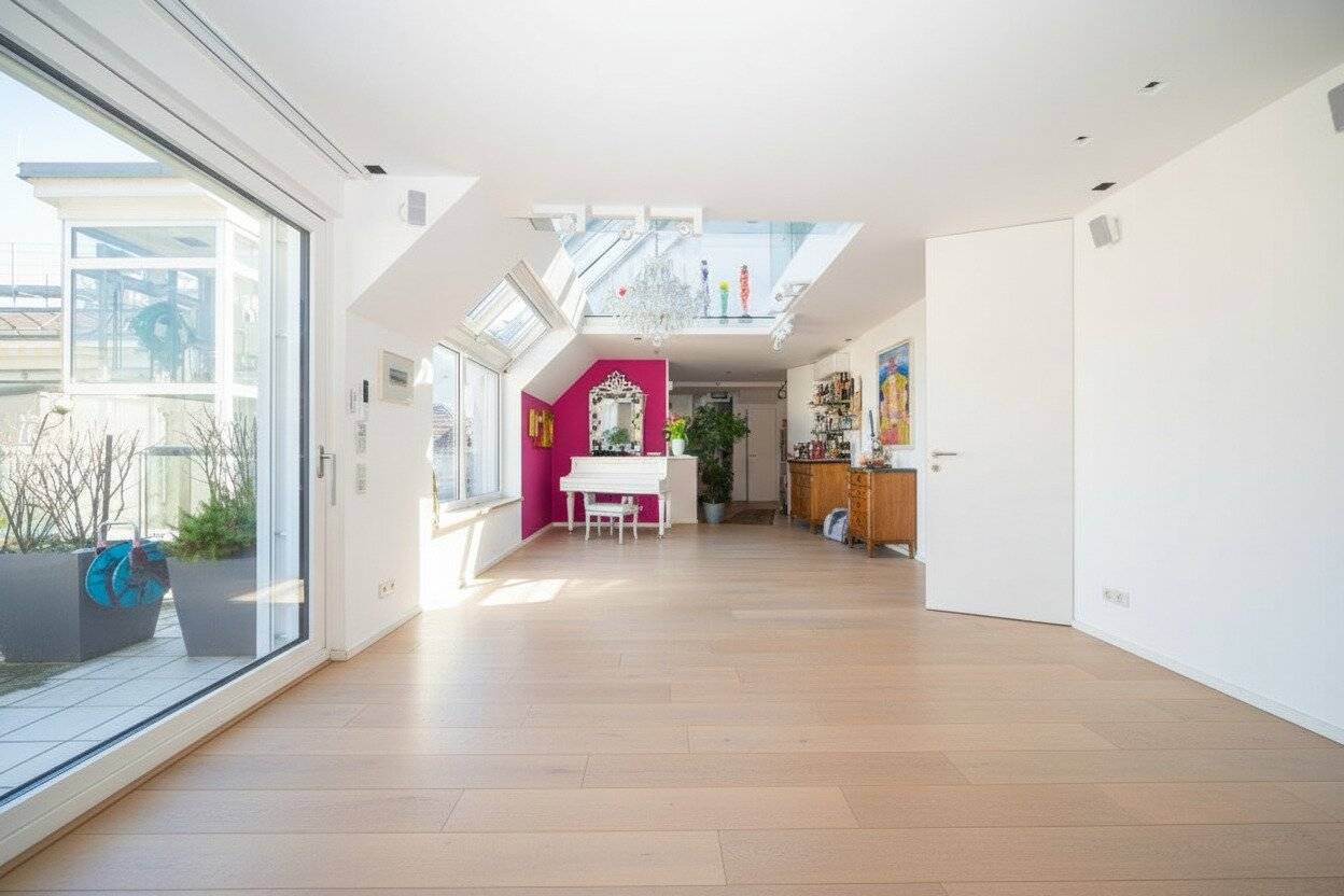 Exclusive rooftop terrace penthouse with view of the Karlskirche