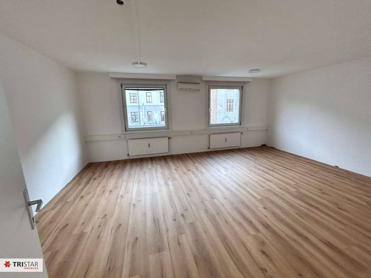 Spacious office space, entire floor, 423 m²