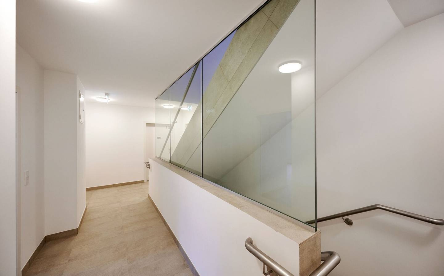 LEO! | Condominiums with suburban flair