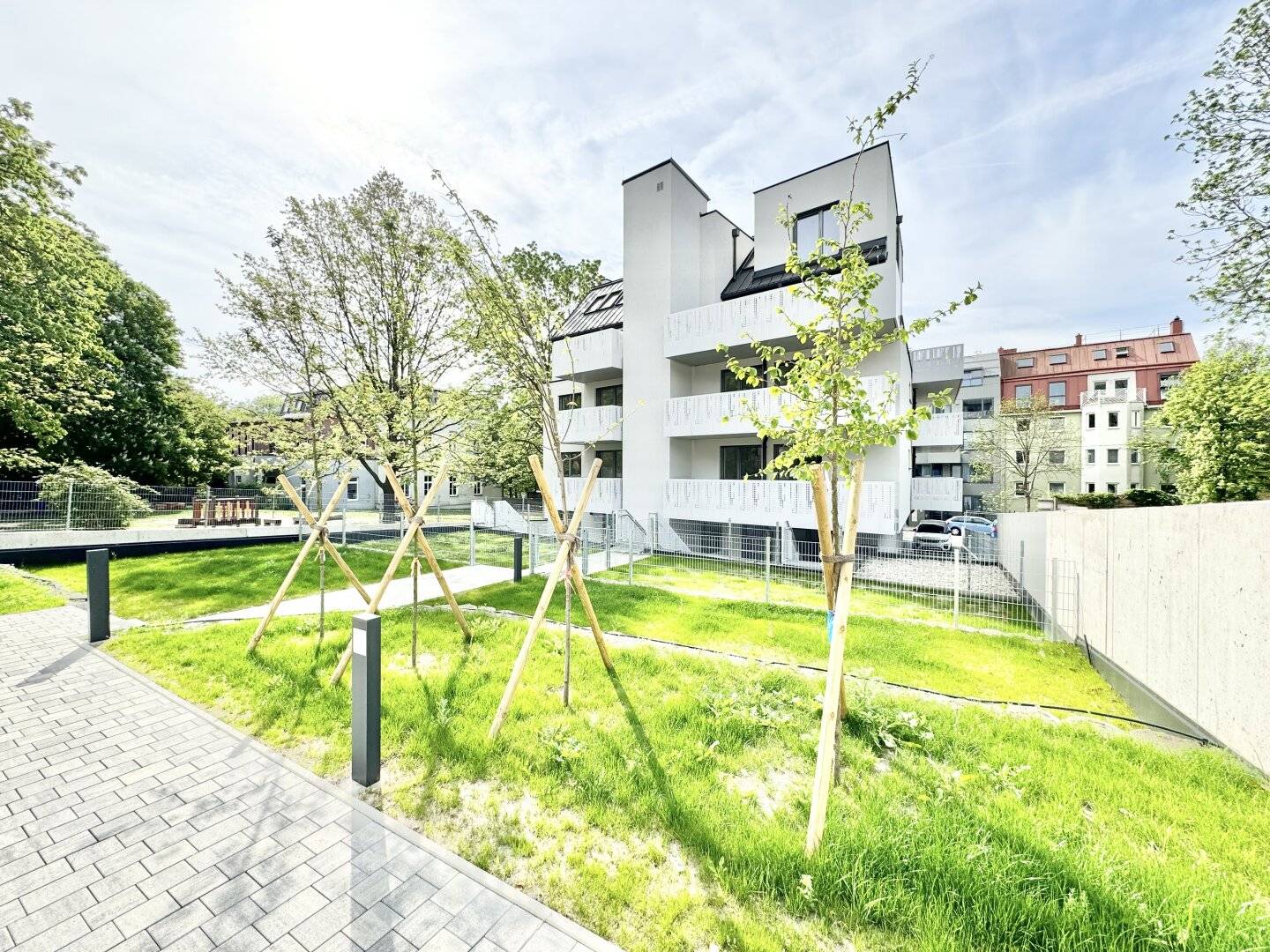 GARDEN VIEW | GREEN OASIS WITH 35 MODERN FIRST OCCUPANCY UNITS AND UNDERGROUND GARAGE IN 1140 VIENNA
