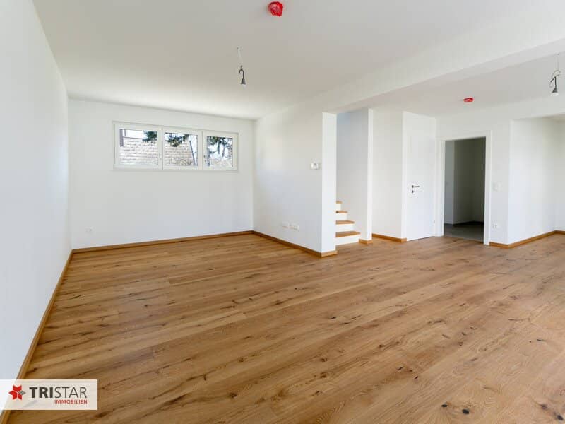 Modern semi detached house in Vienna, first occupancy with garden and terrace, ideal for families