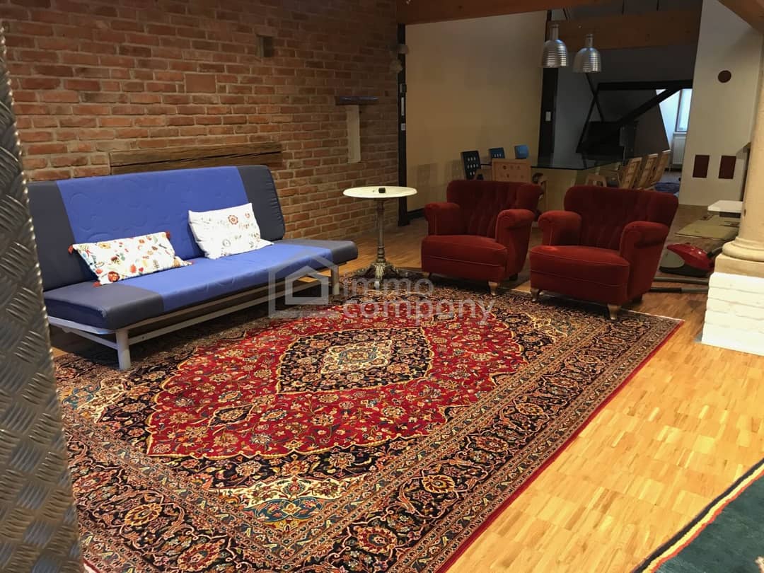Apartment central and quiet with terrace