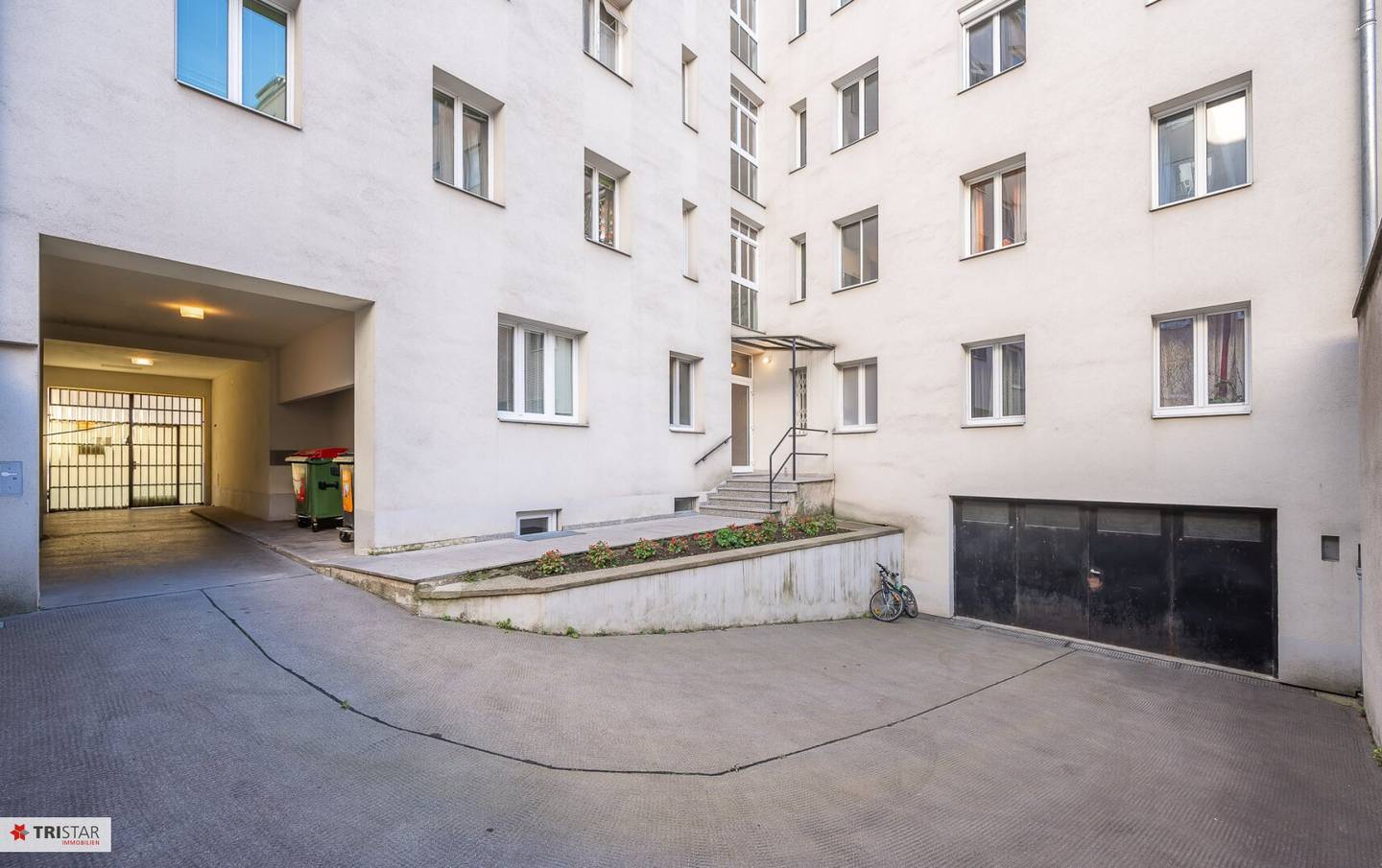 Modernes Wohnen in zentraler Lage - Vollsanierte 3-Zimmer Wohnung in Wien um 349.000 € WG tauglich, Anlegerobjekt 4,5% Rendite!
