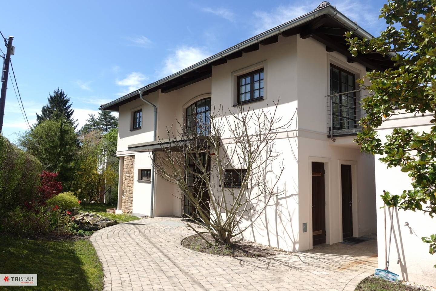 Luxuriöse Villa in Top-Lage mit großem Garten und hochwertiger Ausstattung, ein Traumhaus in Wien