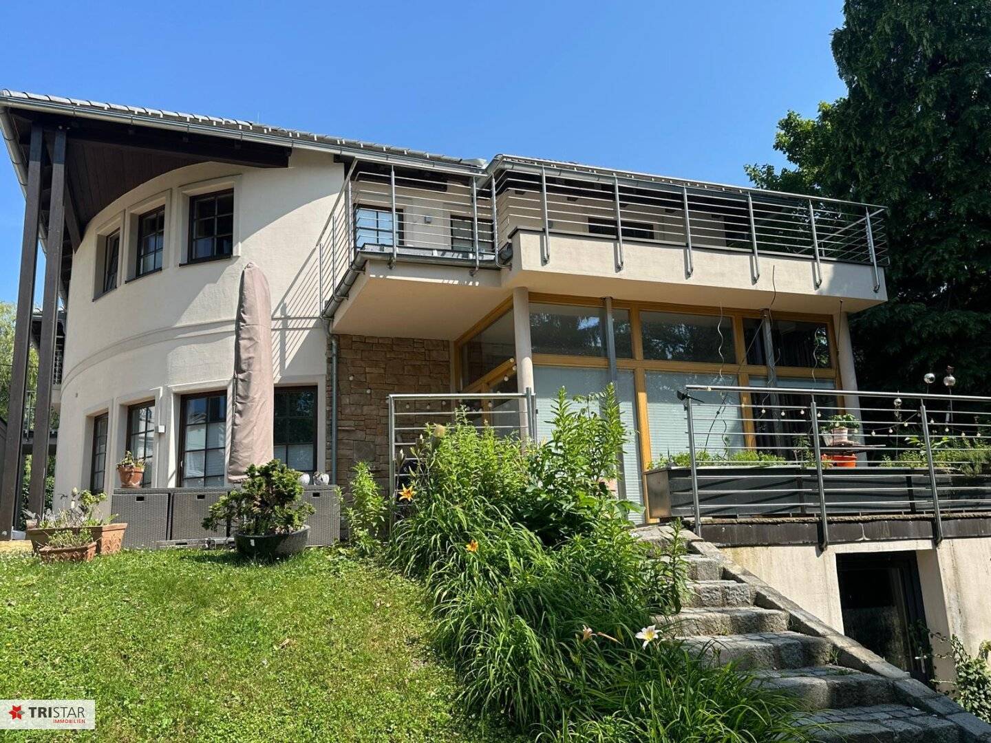 Luxuriöse Villa in Top-Lage mit großem Garten und hochwertiger Ausstattung, ein Traumhaus in Wien