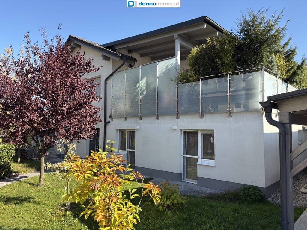 Bungalow (Doppelhaushälfte) mit Fernblick, Pool, Wellness und Sauna Landschaft