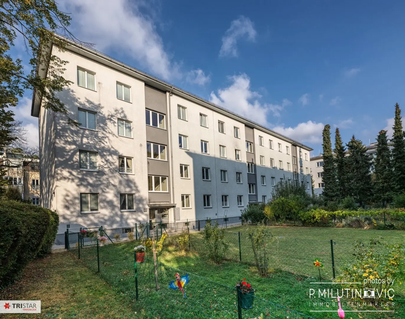 NEW in Hietzing Sunny 3-room apartment with loggia The perfect start for couples or young families who want to combine urban living with closeness to nature Near U4 Ober St. Veit and Auhofstraße