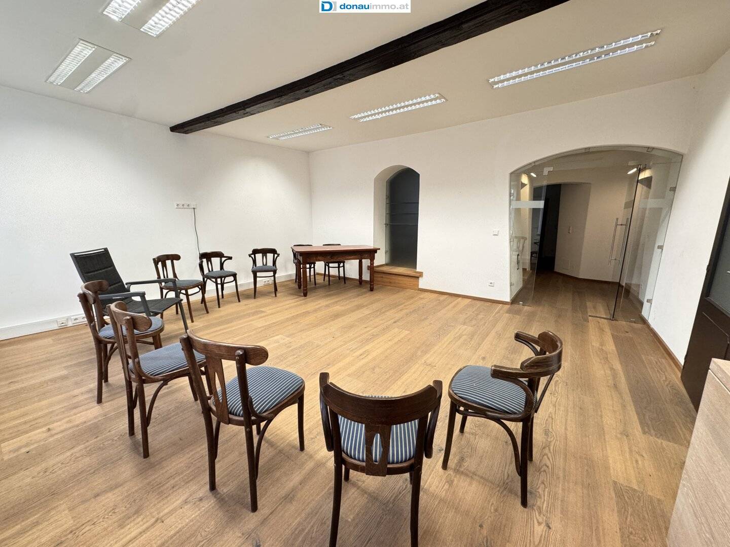 Working and Living: spacious rental house in the center of Melk