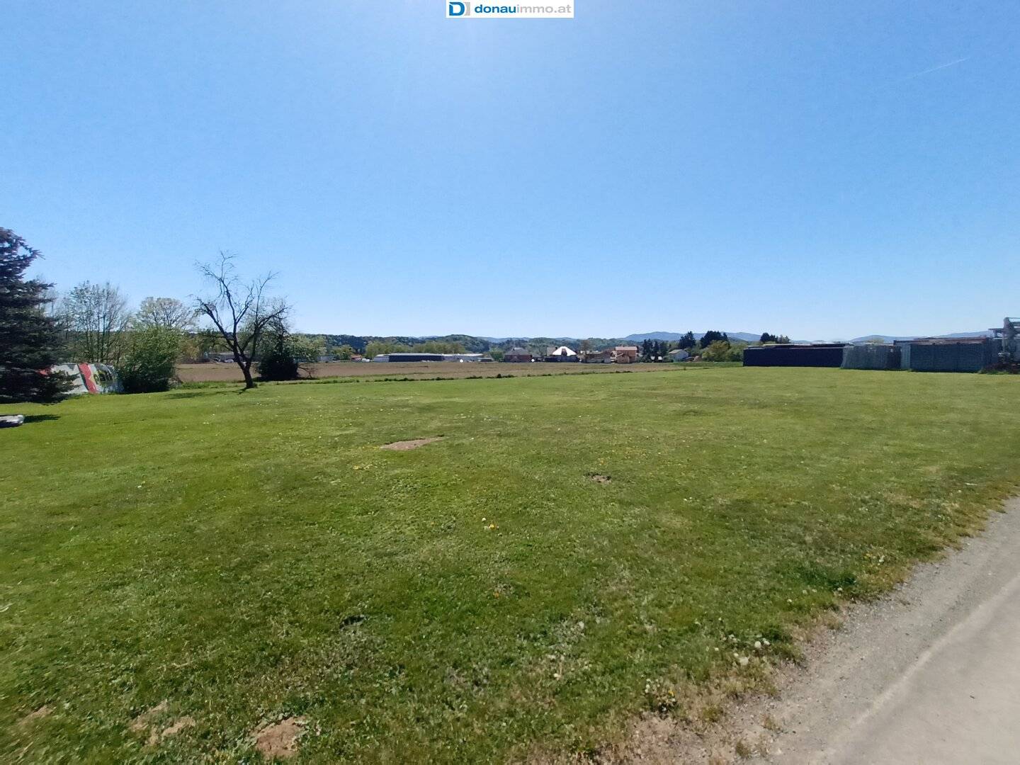 Zentral liegendes, ebenes, sonniges Grundstück in Gleinstätten