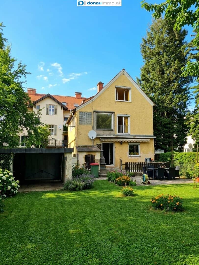 Sanierungsbedürftiges Bestandshaus TOP-Lage in Graz