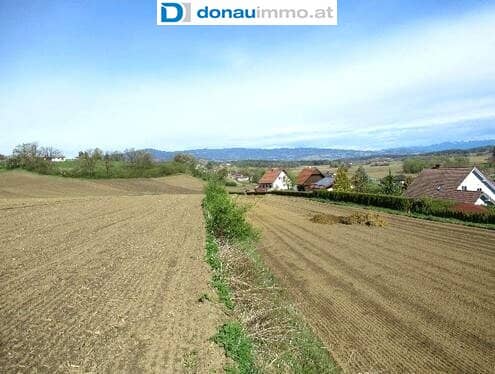 Provisionsfreies, sonniges Baugrundstück im aufstrebenden Groß St. Florian