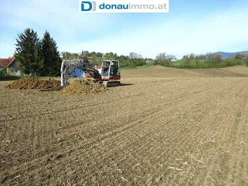 Provisionsfreies, sonniges Baugrundstück im aufstrebenden Groß St. Florian