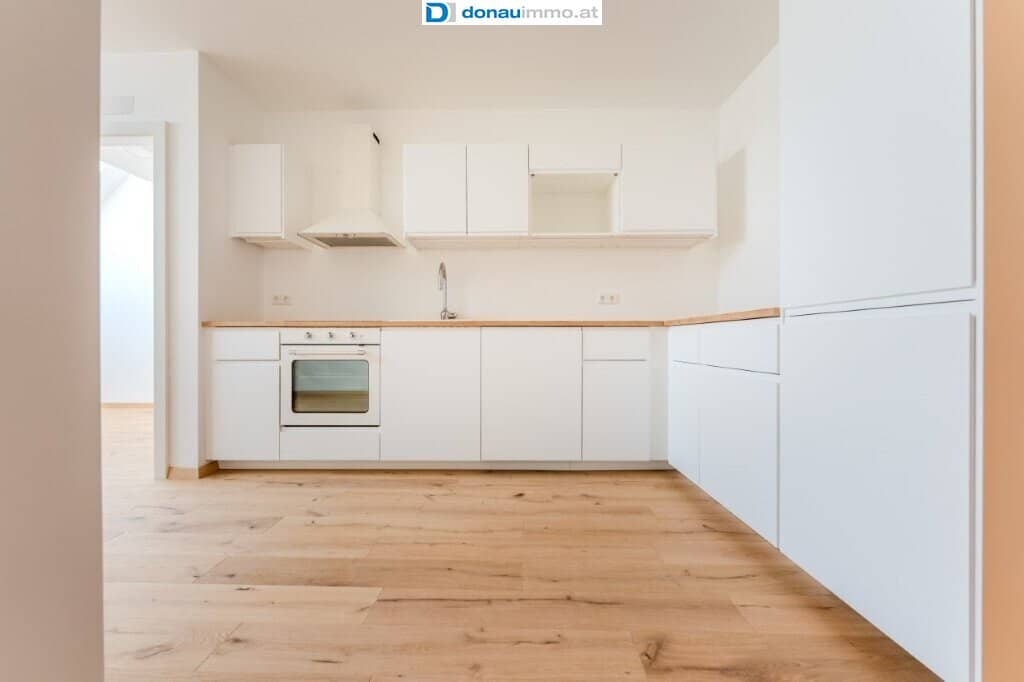 FÜR ANLEGER: 3-Zimmer-Dachgeschoßmaisonette in ruhiger Top Lage mit West-Balkon und Lift - zentrumsnah DG Top 10