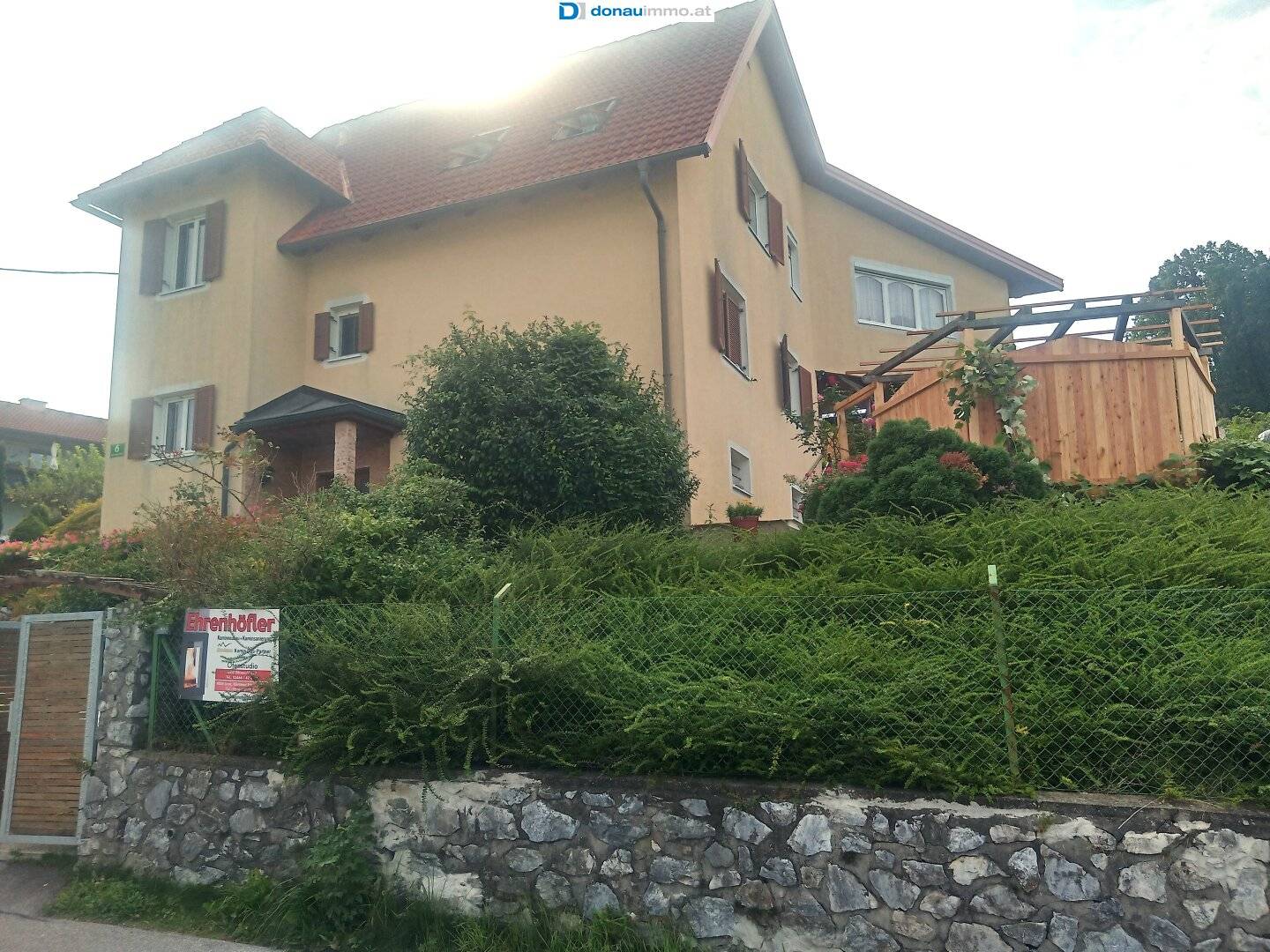 Preisreduktion Traumlage! Gepflegtes, großzügiges Haus mit großem Grund, Pool in sonniger Ruhelage in St.Peter - auch für 2 Familien möglich