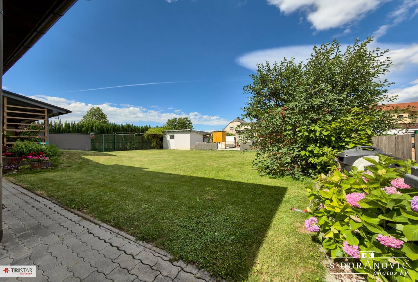 NEU! ++ Einfamilienhaus mit Sauna &amp; großem Garten ++ Siegendorf bei Eisenstadt ++ Ziegelmassivbauweise ++ Carport + Garage ++ Nähe Neusiedler See ++