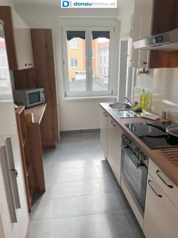Helle 2-Zi-Wohnung mit Balkon direkt im Zentrum von Krems