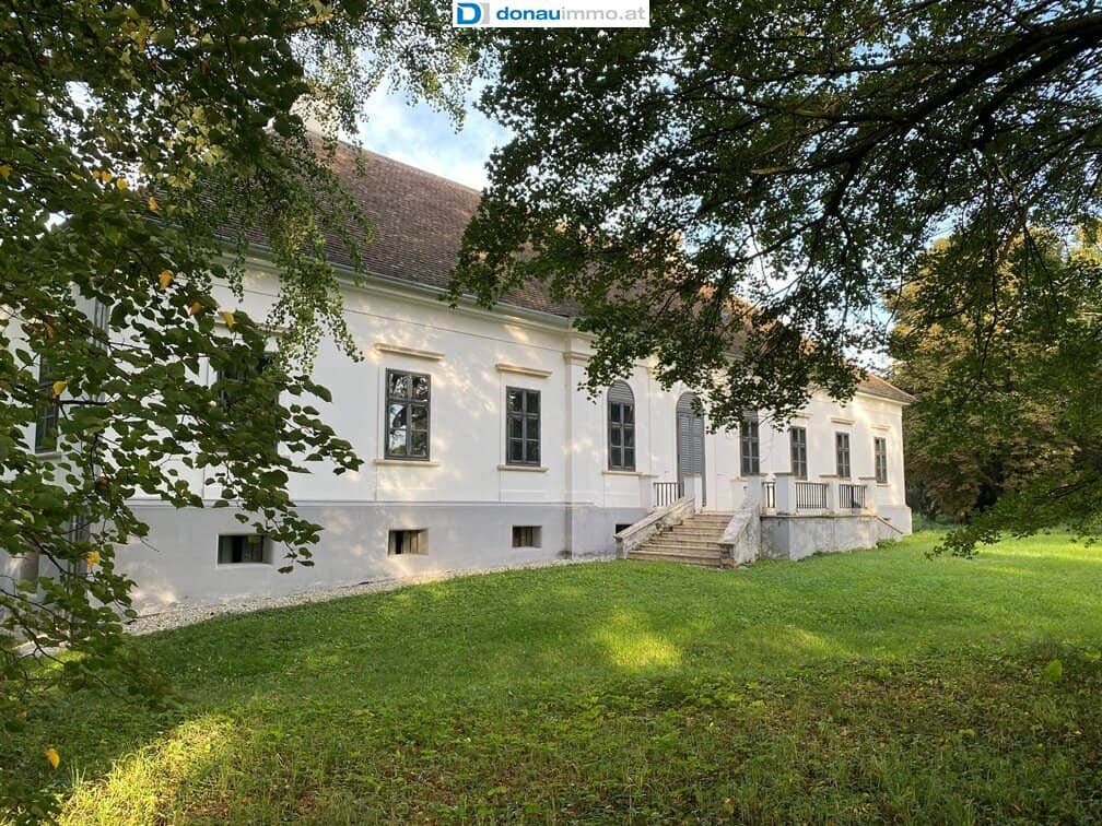 Anwesen mit Schloss und 5 ha Schlosspark 5 Minuten von Lutzmannsburg entfernt in Tömörd (Ungarn)