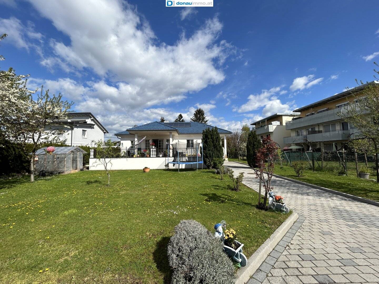 Exclusive single-family house (bungalow) in Tuscan style in prime location in Graz