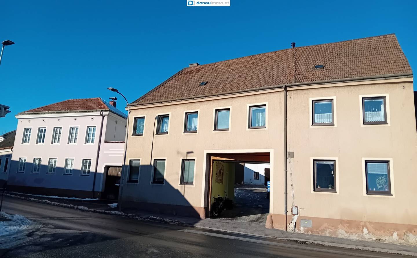 3812 Gr. Siegharts: Zentral gelegenes Anlageobjekt!