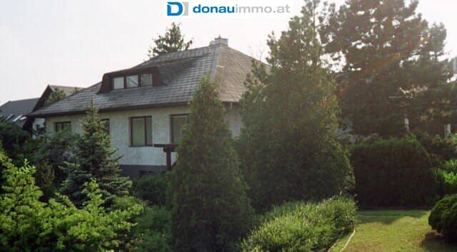 Luxury villa with wellness oasis in prime location in Tribuswinkel