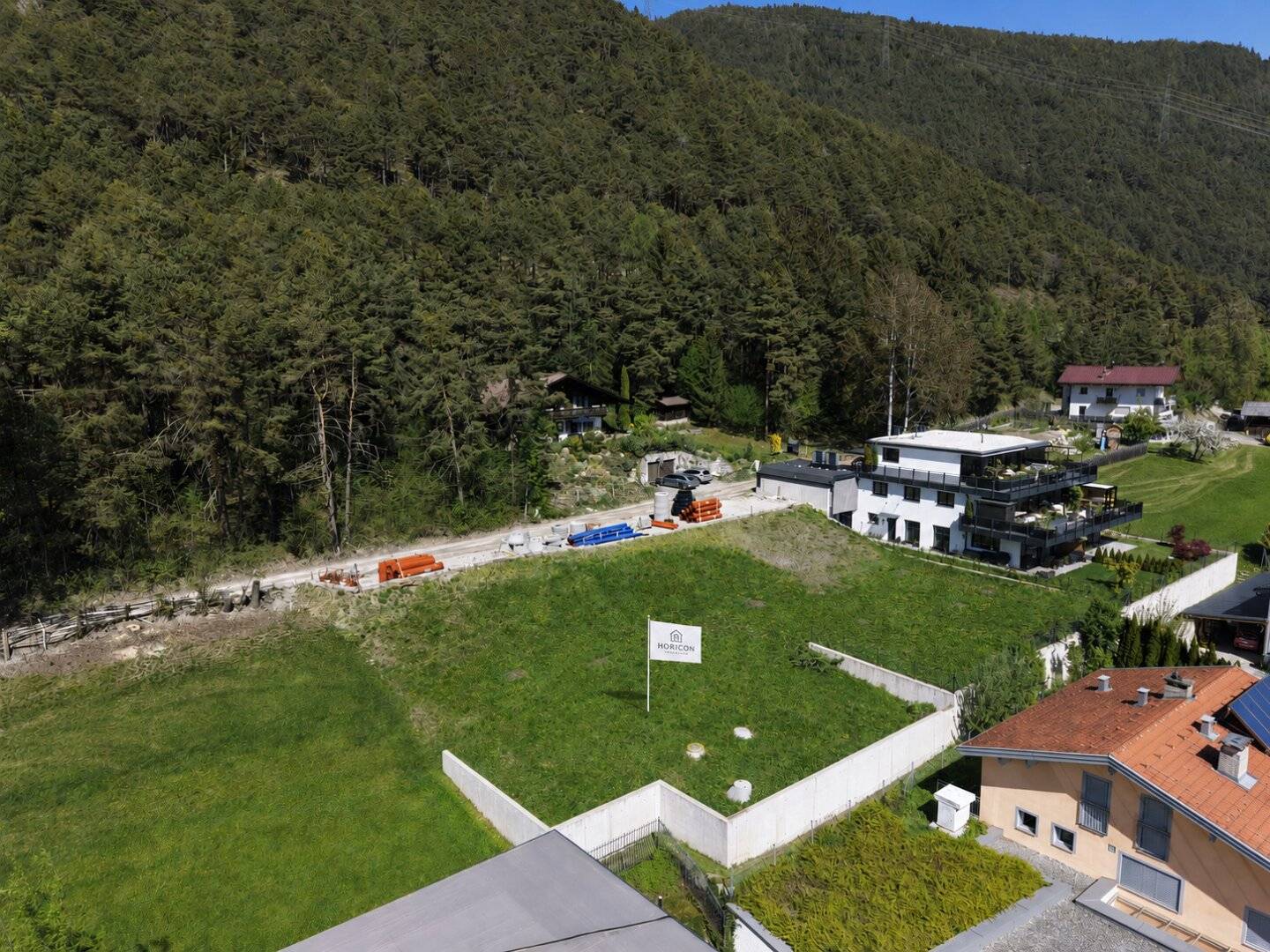 Doppelhaushälfte mit beeindruckendem Ausblick oberhalb von Telfs