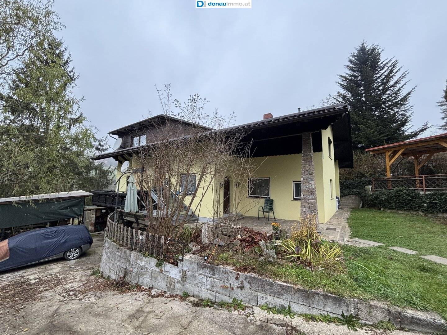 Sanierungsobjekt Wohnung (Hälftehaus) in traumhafter Lage in Vasoldsberg