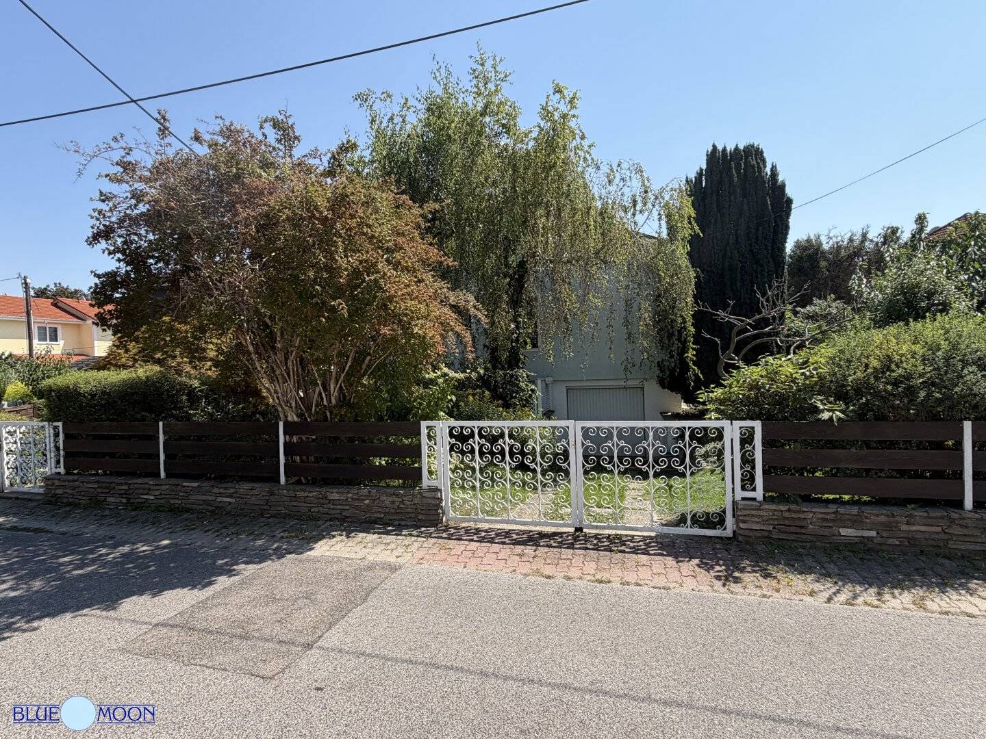 1210 Wien, Dafertgasse, Schwarzlackenau, Einfamilienhaus mit 421m² Grundstück, 84m² Wohnfläche, 4 Zimmer,  + 79m² Keller, Garage, Pool, Ruhelage, sonniger Garten, Kaufpreis: € 649.000,--