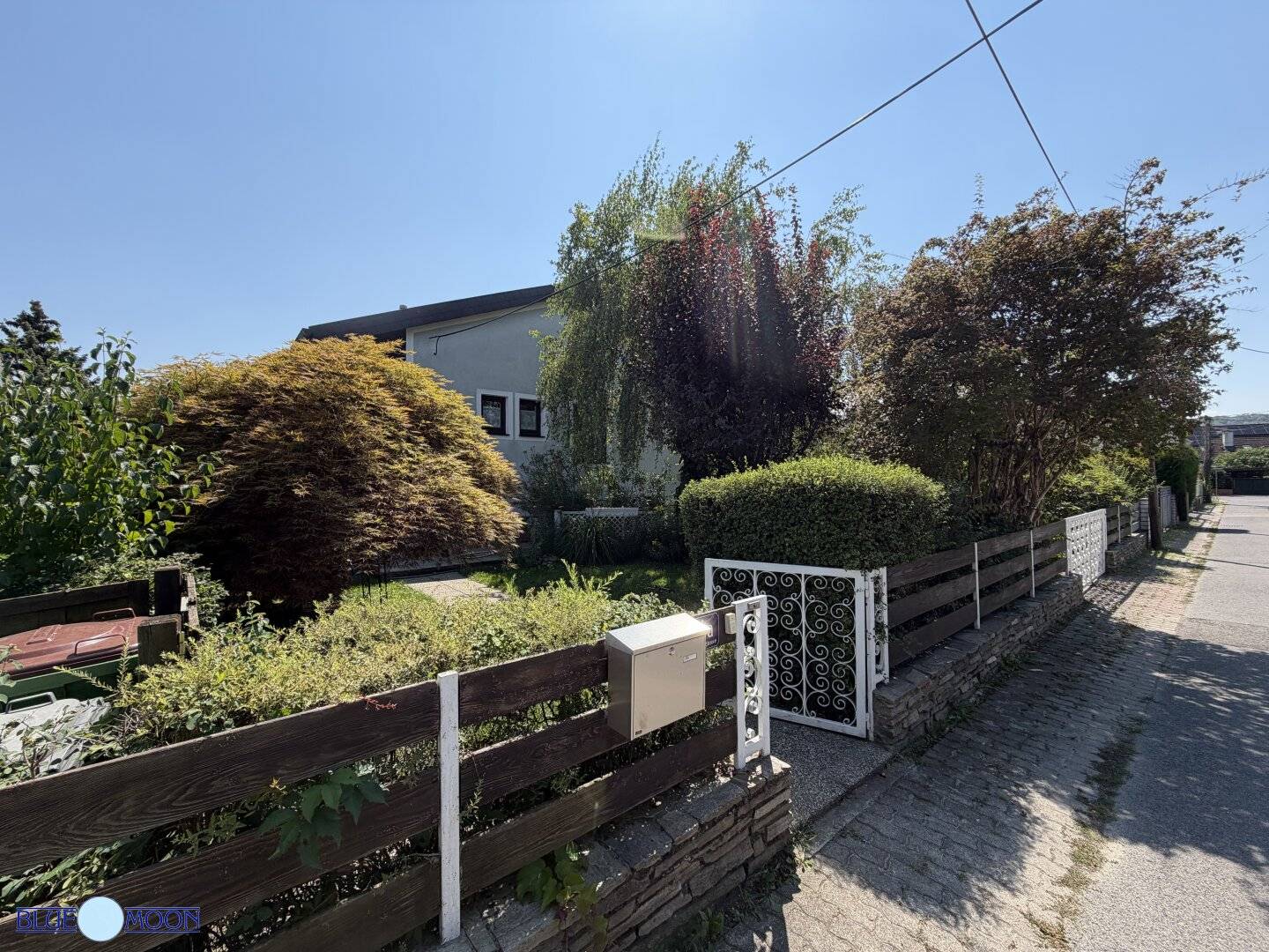 1210 Wien, Dafertgasse, Schwarzlackenau, Einfamilienhaus mit 421m² Grundstück, 84m² Wohnfläche, 4 Zimmer,  + 79m² Keller, Garage, Pool, Ruhelage, sonniger Garten, Kaufpreis: € 649.000,--