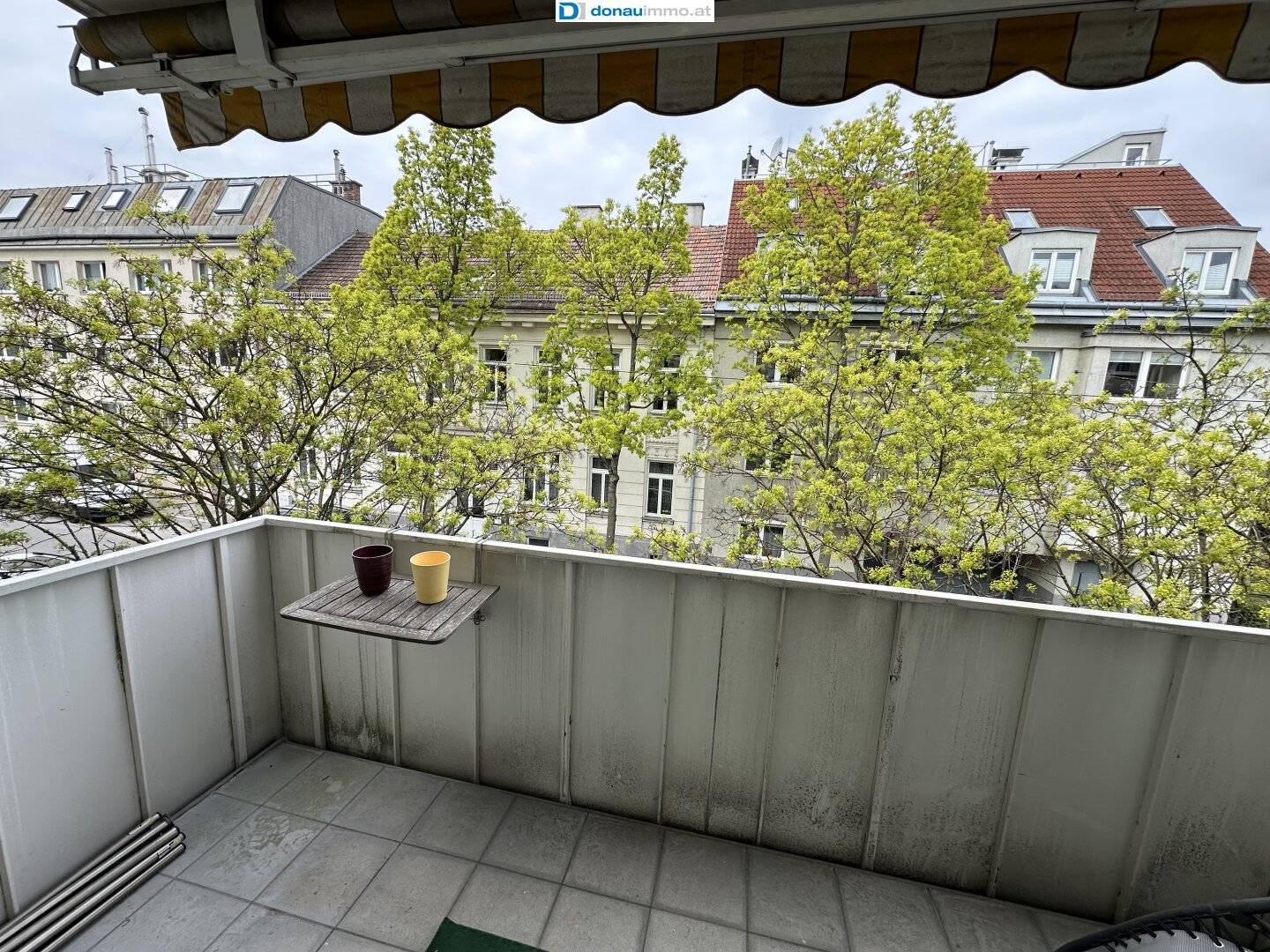 1230 Vienna Spacious apartment with balcony and garage on the border to Perchtoldsdorf