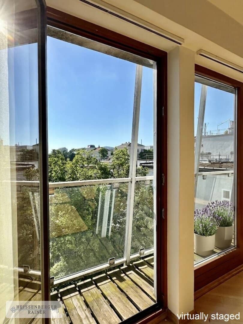 THE SKY GARDEN /// PENTHOUSE LOFT WITH UNIQUE ROOFTOP GARDEN