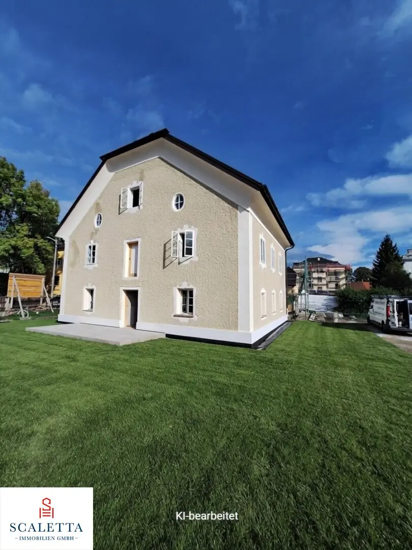 Stylish living with history modernly interpreted