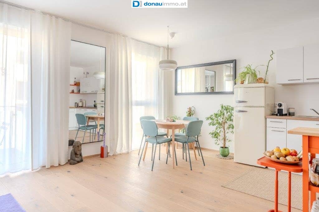 Neuer 2-Zimmer-Wohntraum mit Balkon in ruhiger Lage im Raum Krems 2 Top 3