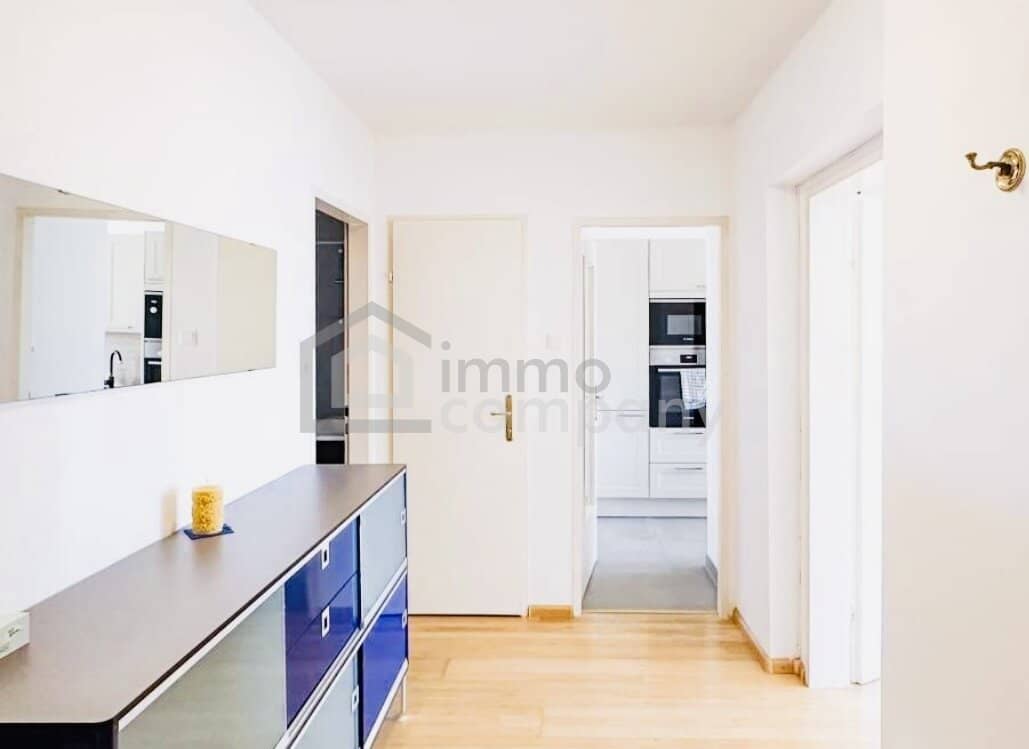 Wunderschöne Wohnung mit Terrasse und Balkon im 6. Wiener Bezirk! U3