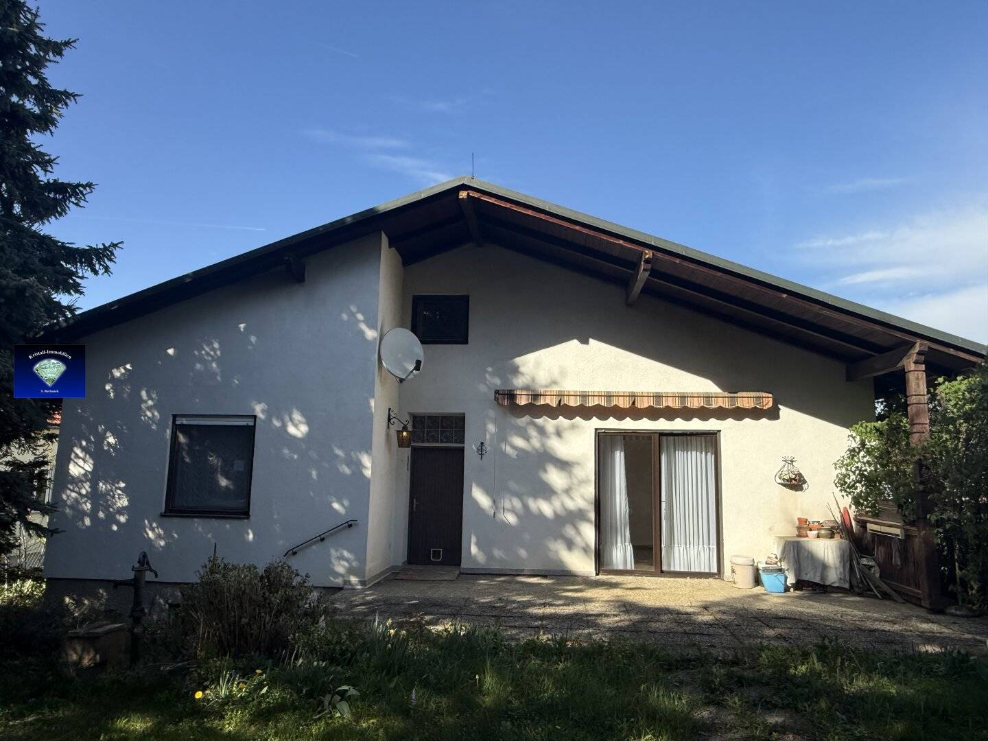 Toller geräumiger Bungalow mit traumhaften Grundstück-31197