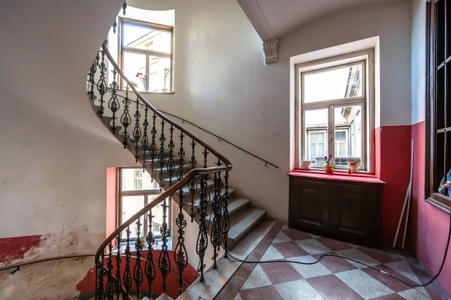 Great floor apartment in the middle of the Seventh, 150m²
