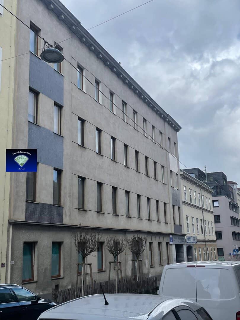 1170 Vienna late 19th-century building-12541