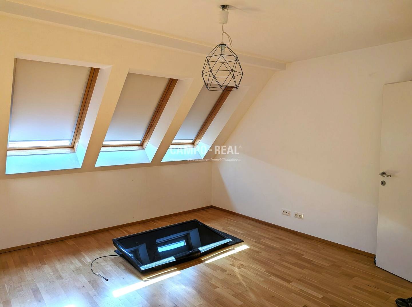 CAMPO-PREISANPASSUNG: Stilvolle 4-Zimmer-Terrassenwohnung