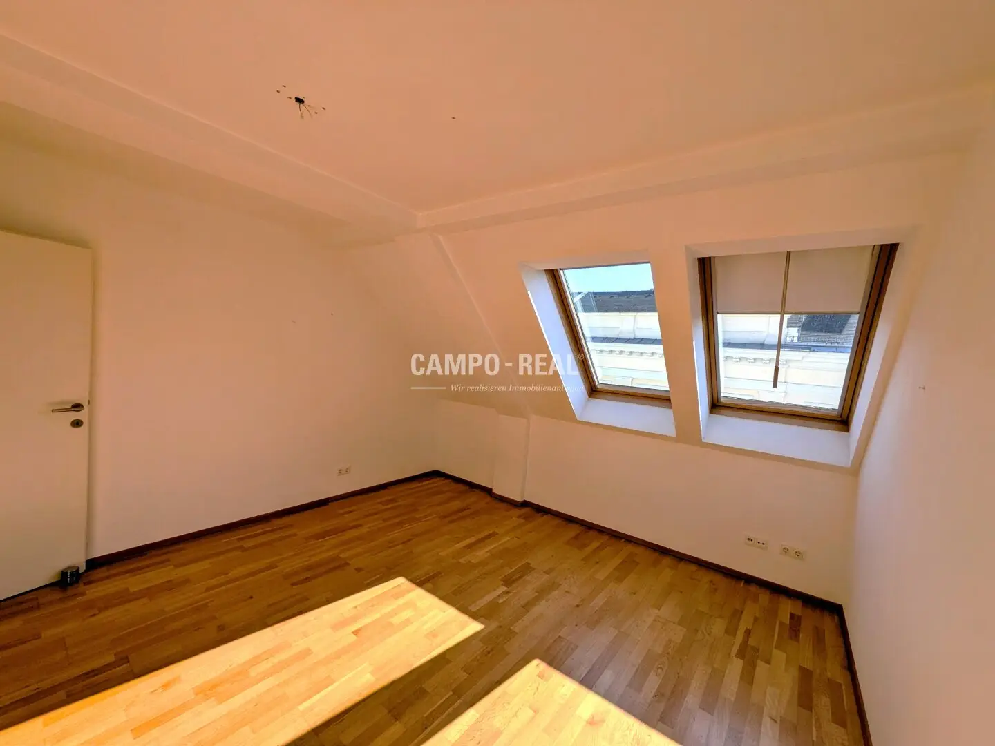 CAMPO-PREISANPASSUNG: Stilvolle 4-Zimmer-Terrassenwohnung
