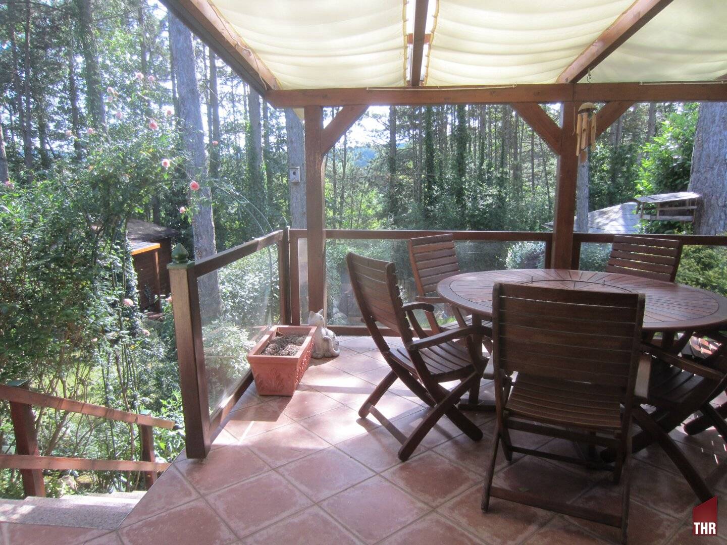 Living like on holiday 2-room bungalow in settlement in the Föhrenwald
