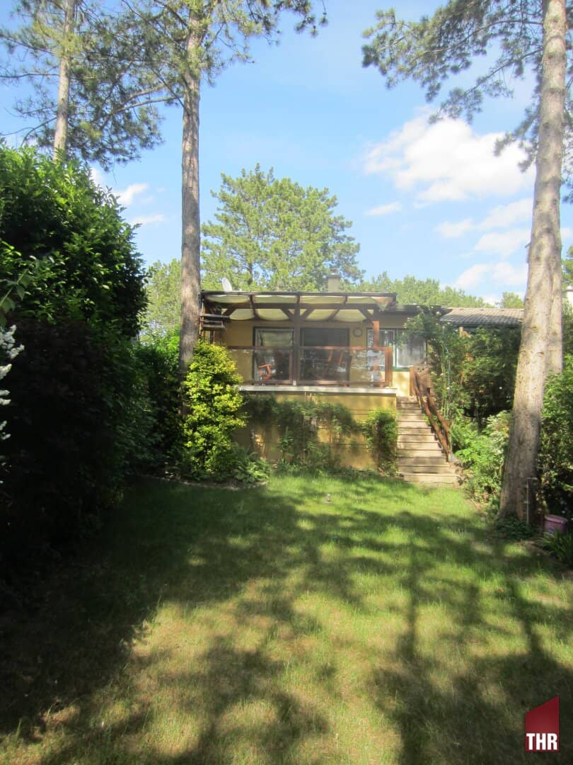 Living like on holiday 2-room bungalow in settlement in the Föhrenwald