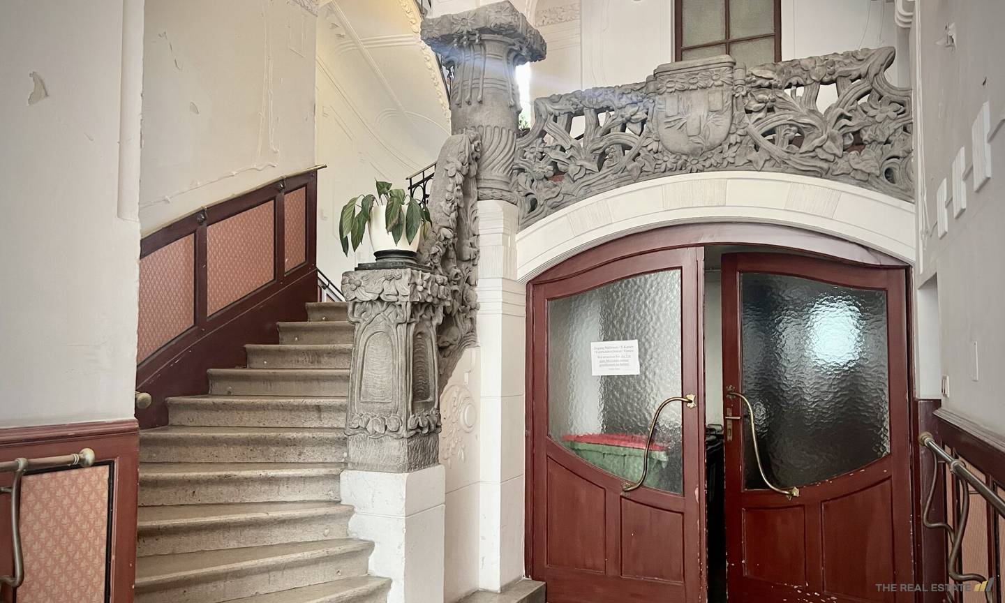 Altbau, sanierungsbedürftig, nächst Schönbrunn