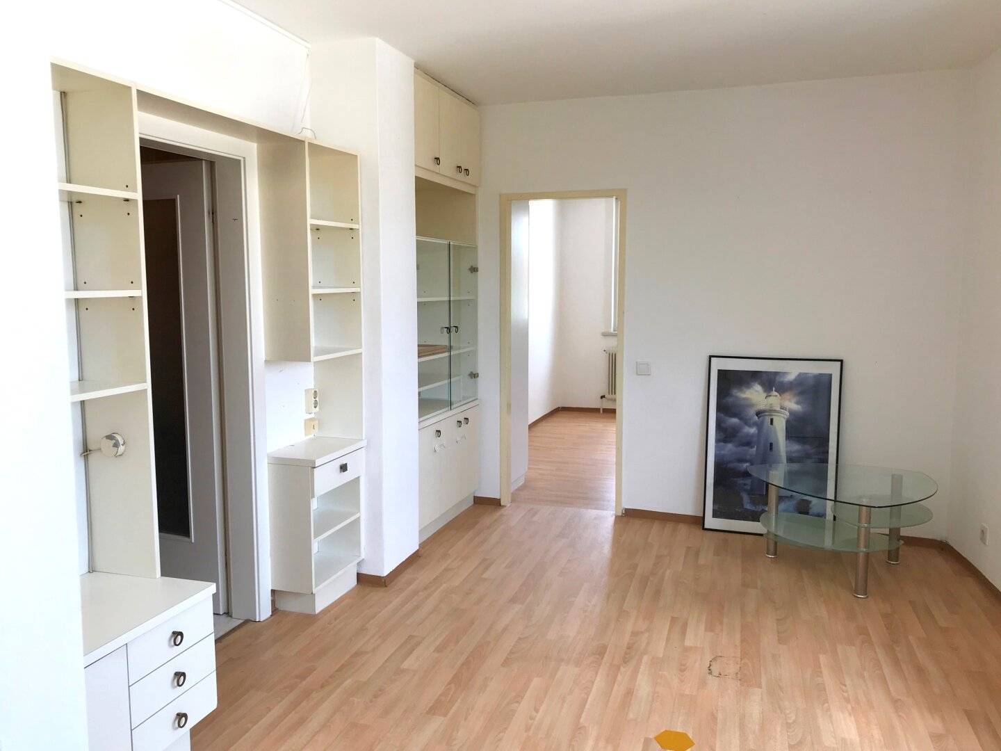 Well-kept 2-room apartment in central location in Deutsch-Wagram