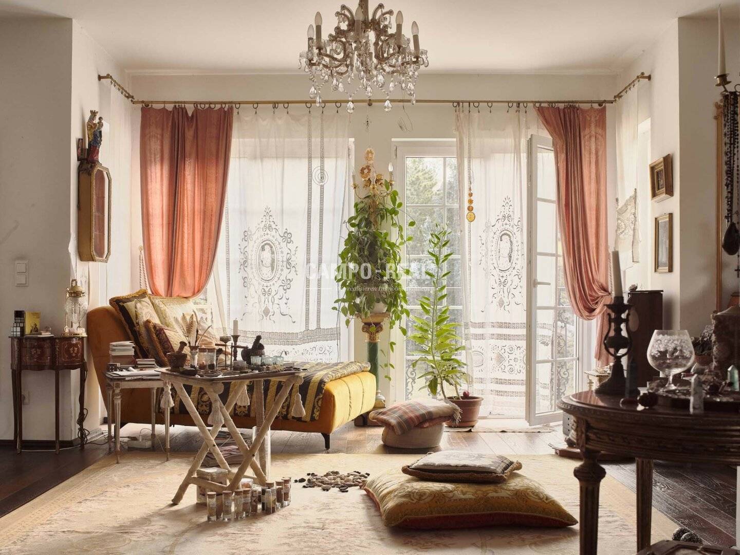 CAMPO-VILLA: Noble ambiance in a sunny location