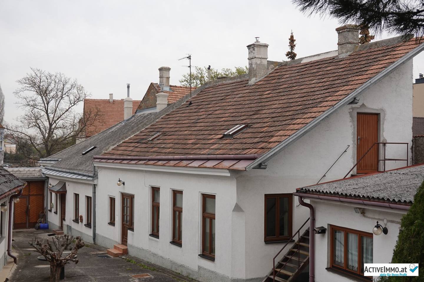 Investoren aufgepasst: attraktives Baugrundstück mit Altgebäude mitten im Zentrum Brunn am Gebirge mit Wohnrecht